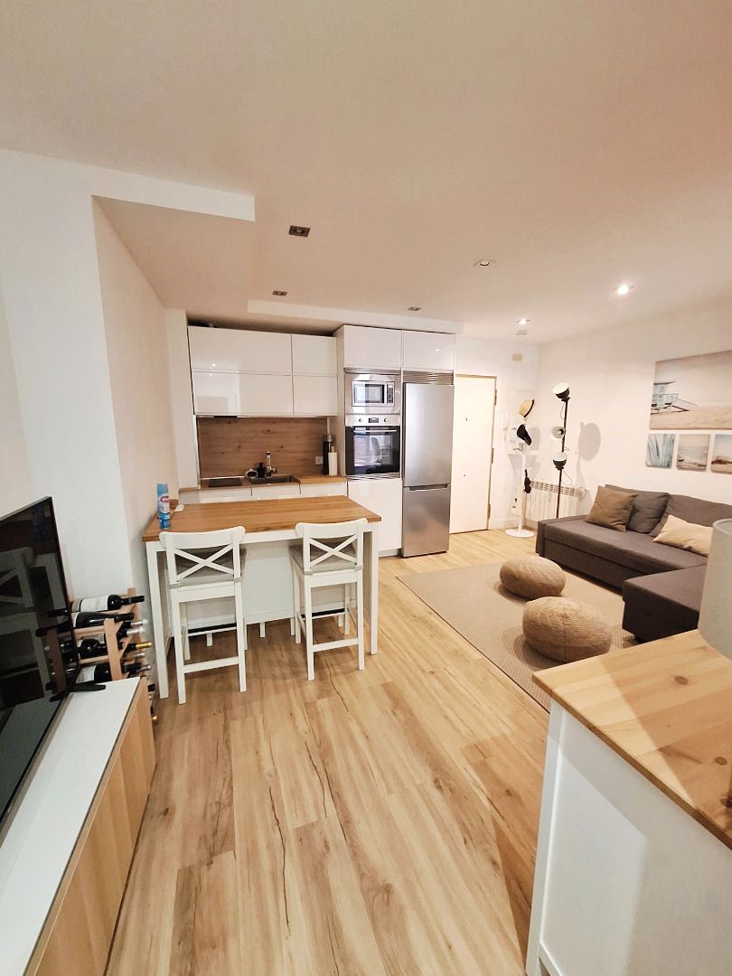 Cuina de Apartament en venda en  Madrid Capital amb Aire condicionat, Calefacció i Alarma