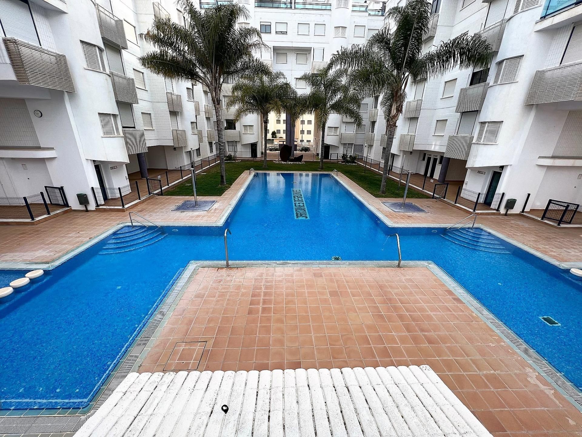 Piscina de Apartament en venda en Daimús amb Aire condicionat, Jardí privat i Terrassa