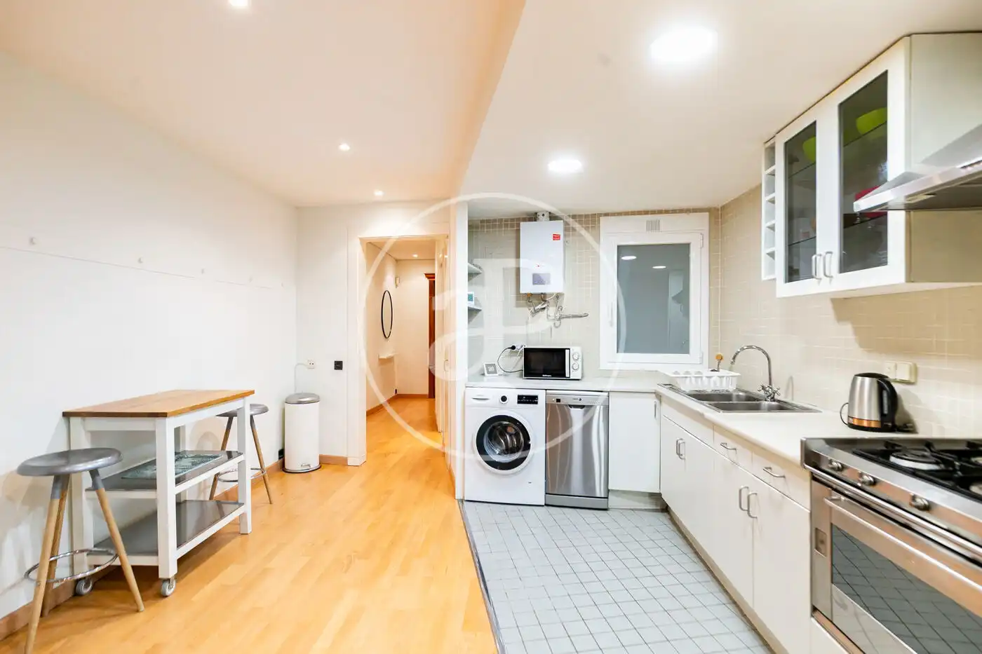Küche von Wohnung zum Verkauf in Barcelona mit Klimaanlage, Heizung und Möbliert