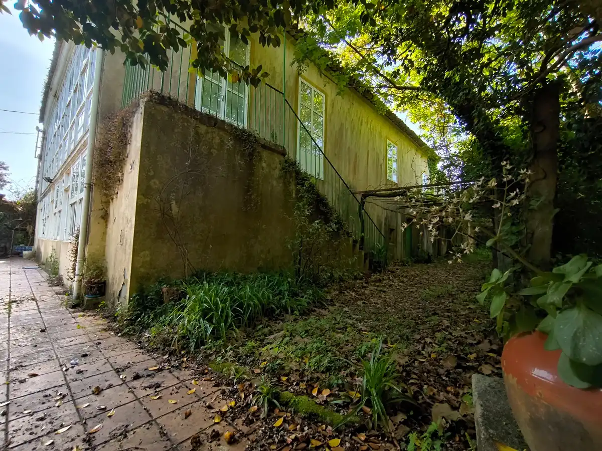 Vista exterior de Casa o chalet en venta en Vilagarcía de Arousa con Calefacción, Jardín privado y Amueblado