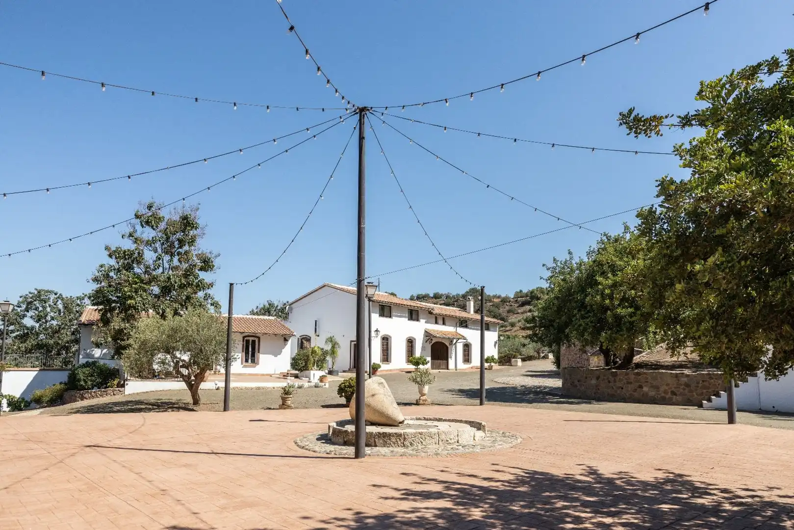 Vista exterior de Finca rústica en venda en Málaga amb Terrassa