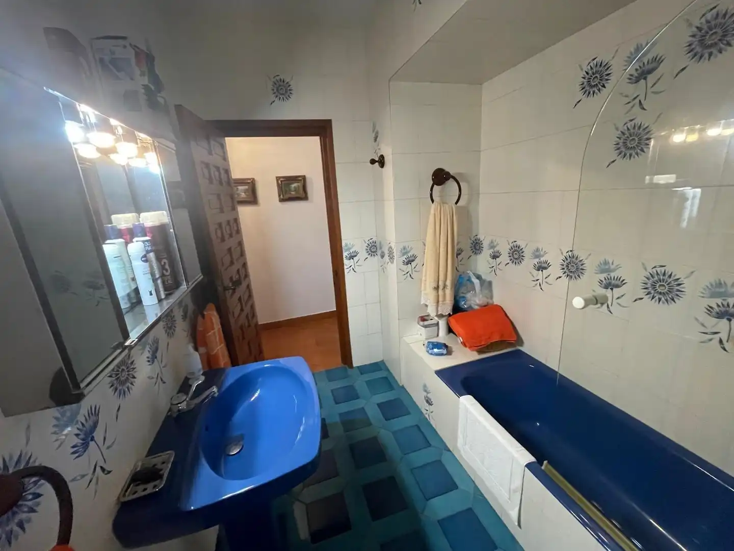 Bathroom of Houses for sale in Trujillo  with Air Conditioner, Heating and Storage room