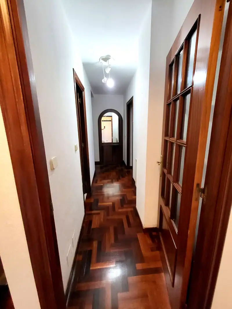Flat for rent in Vigo   with Heating, Parquet flooring and Storage room