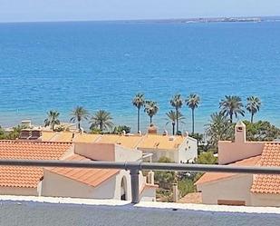 Vista exterior de Casa o xalet en venda en Santa Pola amb Aire condicionat, Terrassa i Piscina