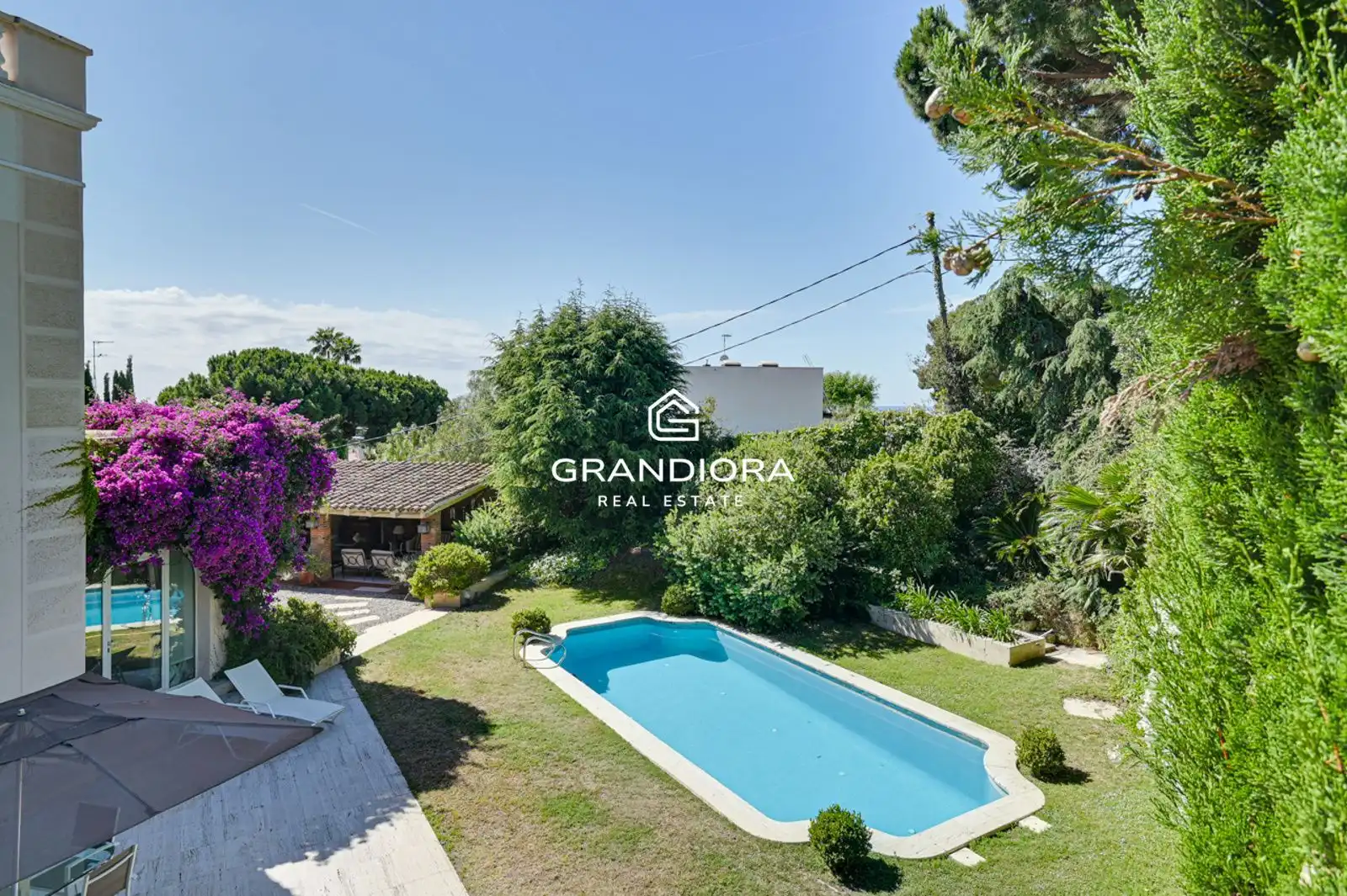 Garden of Houses for sale in El Masnou  with Air Conditioner, Terrace and Swimming Pool