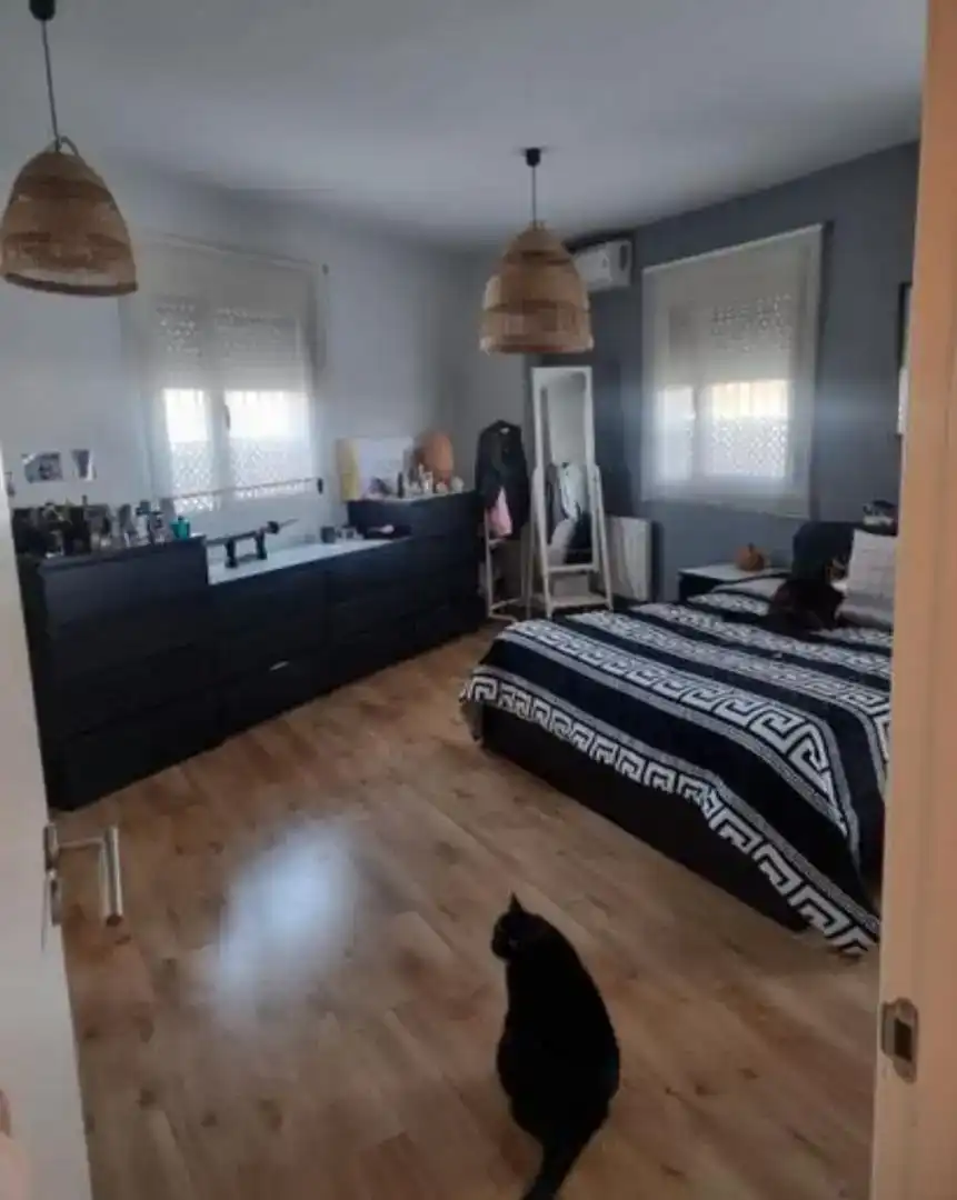 Schlafzimmer von Wohnung zur Miete in Casariche