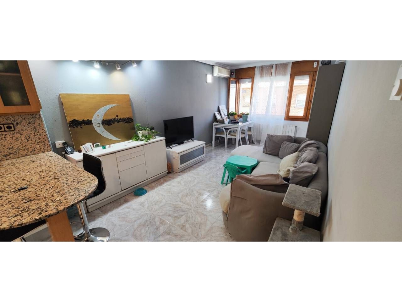 Exterior view of Flat for sale in Terrassa  with Air Conditioner, Heating and Private garden