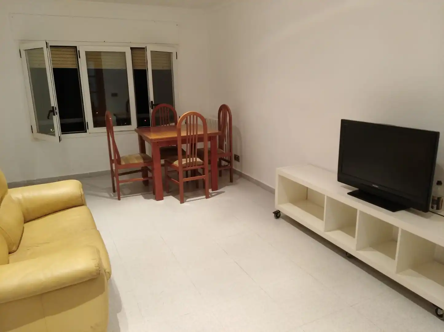 Sala de estar de Piso en venta en Girona con Terraza y Amueblado