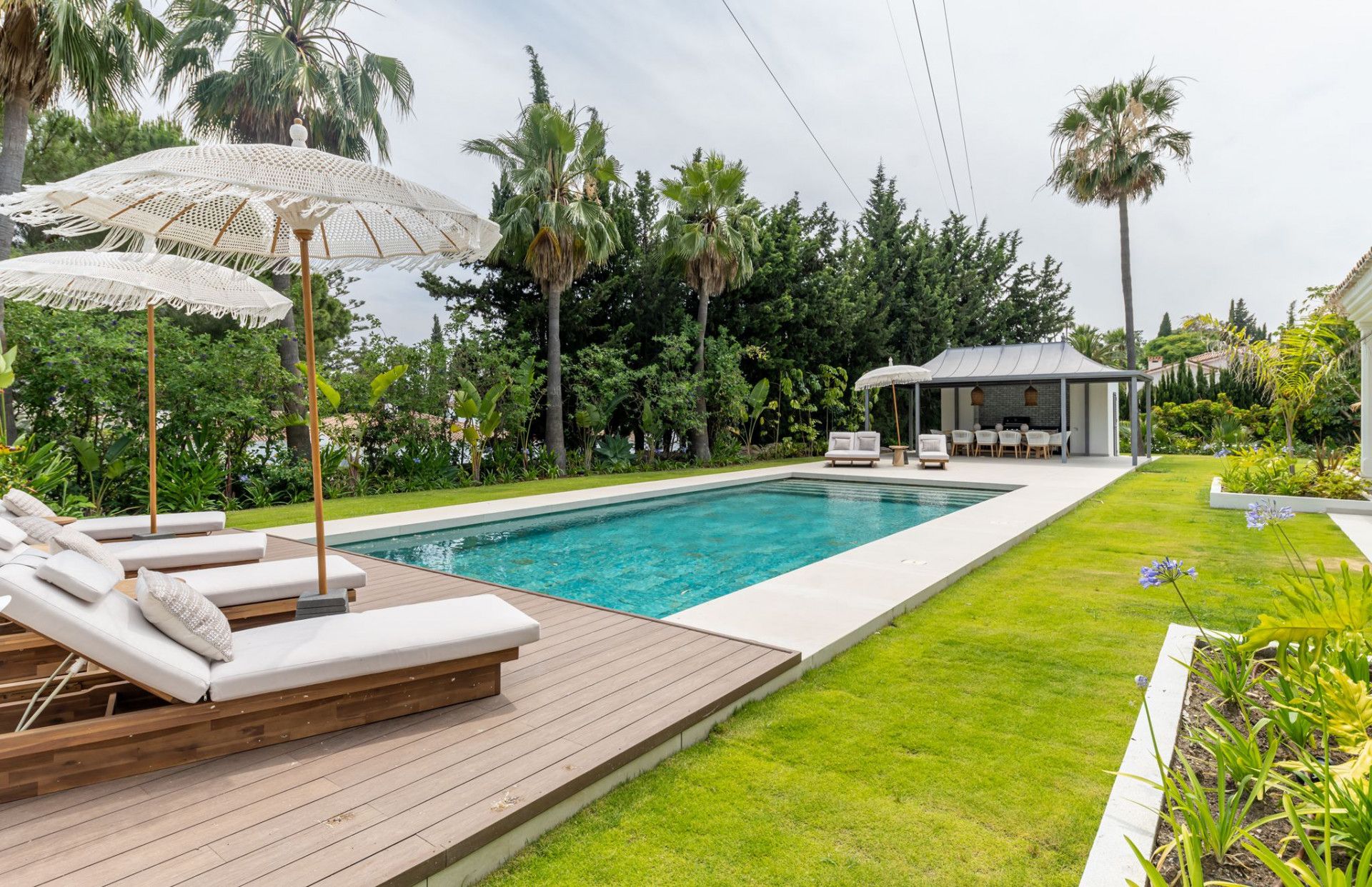 Piscina de Casa o xalet en venda en Estepona amb Aire condicionat, Jardí privat i Terrassa