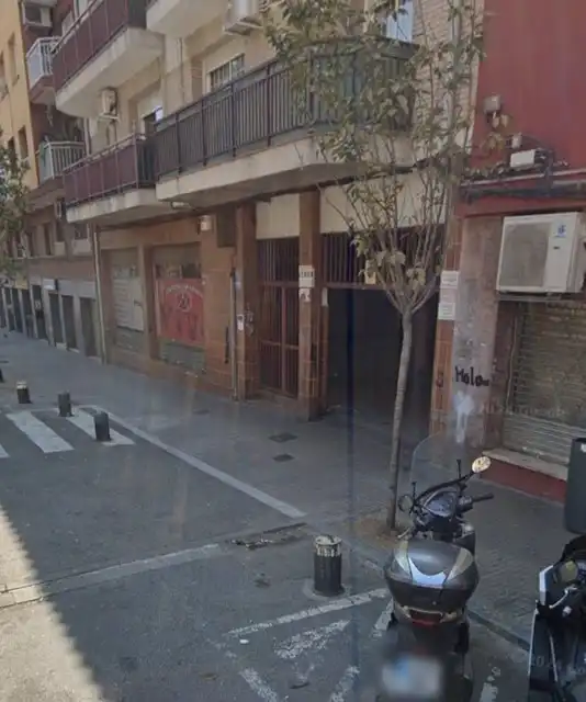 Vista exterior de Garatge en venda en Ripollet