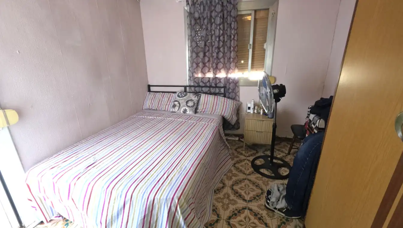 Habitación de Ático en venta en Barcelona con Calefacción y Terraza