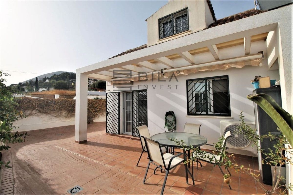Terrace of House or chalet for sale in Benalmádena  with Air Conditioner, Terrace and Storage room