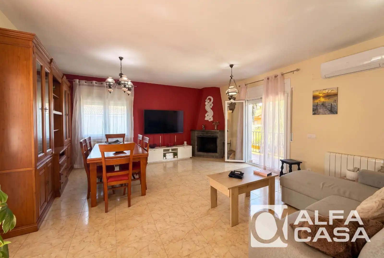 Casa amb terrassa en venda a Aiguaviva Parc, imagen 7