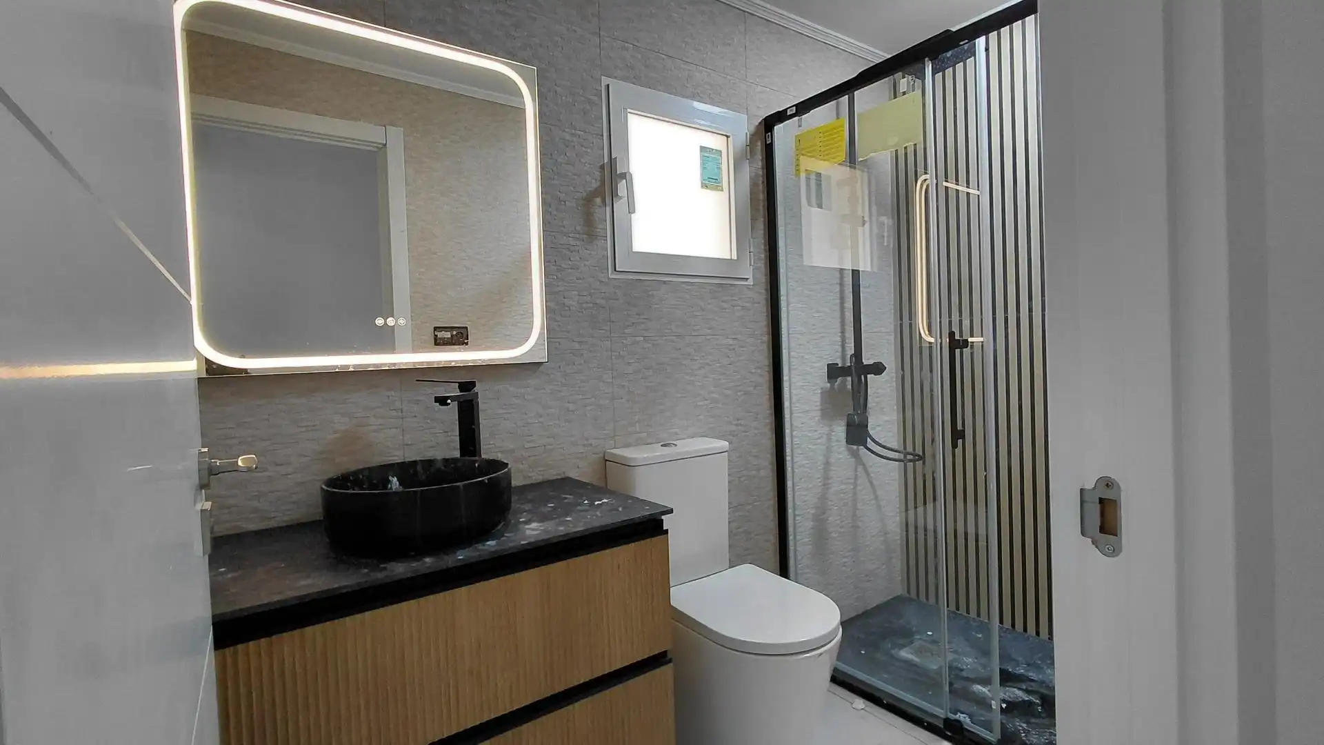Bathroom of Houses for sale in Villena  with Terrace