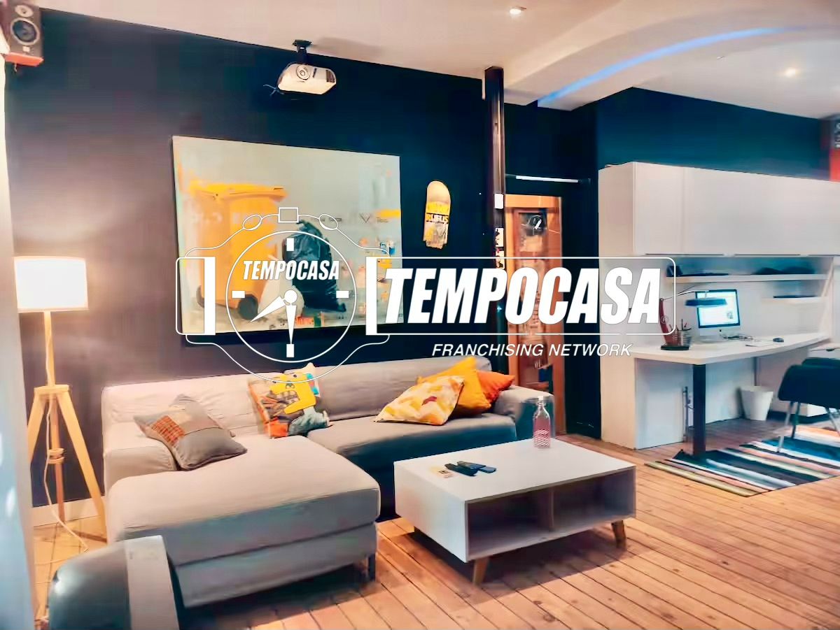 Sala d'estar de Casa o xalet en venda en  Madrid Capital amb Aire condicionat, Terrassa i Moblat
