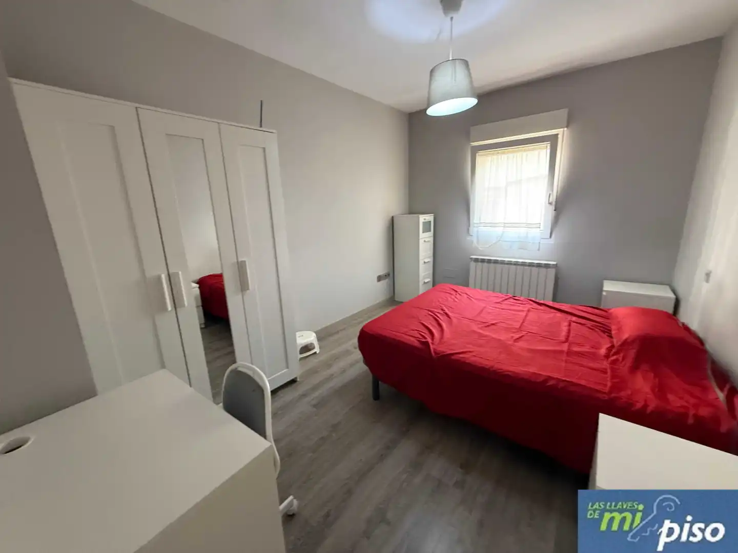 Habitación de Piso de alquiler en Valladolid con Calefacción, Parquet y Amueblado