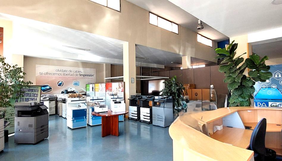 Foto 1 de Edificio en venta en Avenida de Burgos, La Victoria - Puente Jardín, Valladolid