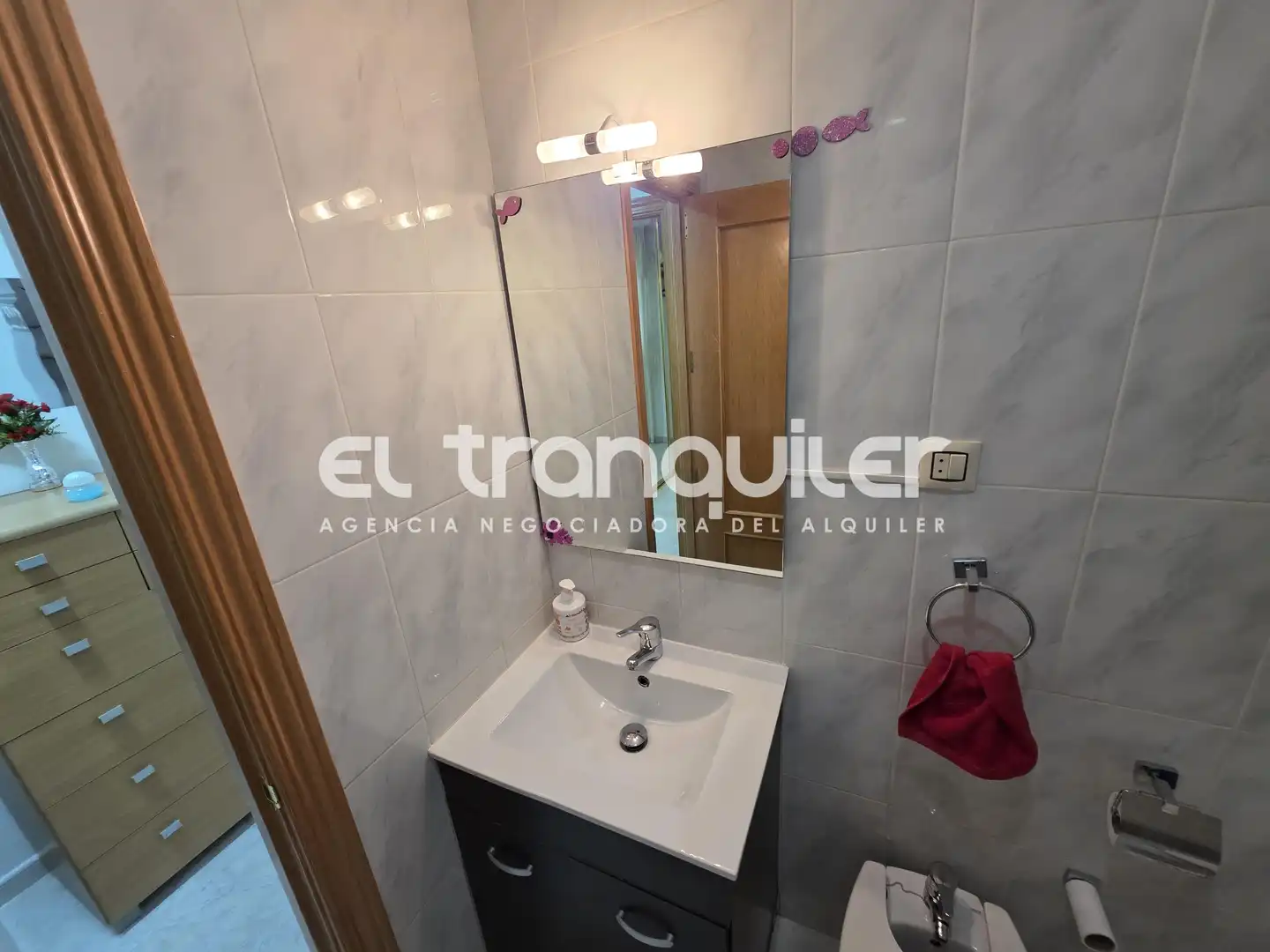 Flat for rent in Calle Escalona, Aluche