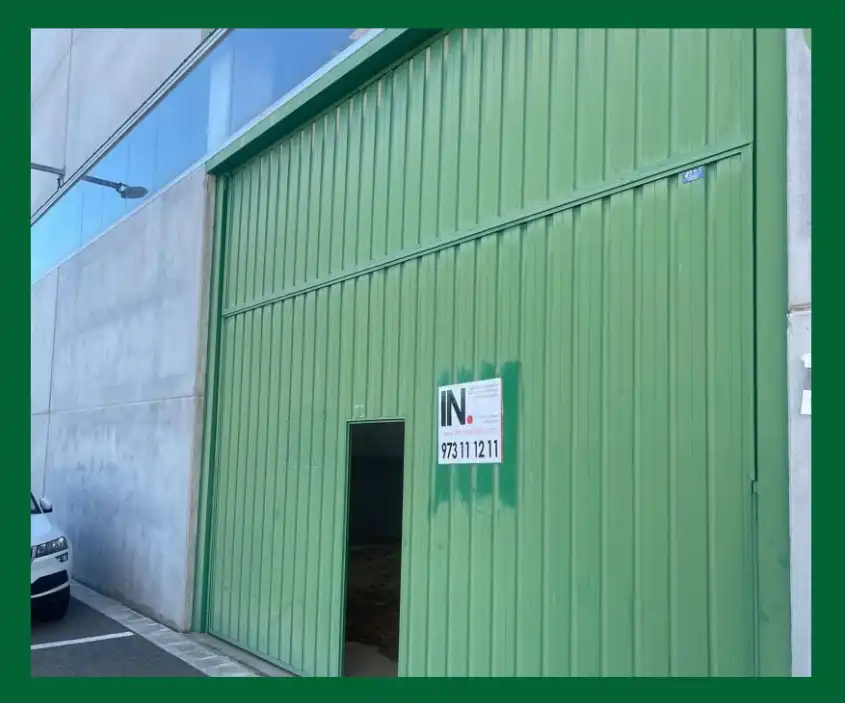 Nau industrial de lloguer a Magraners