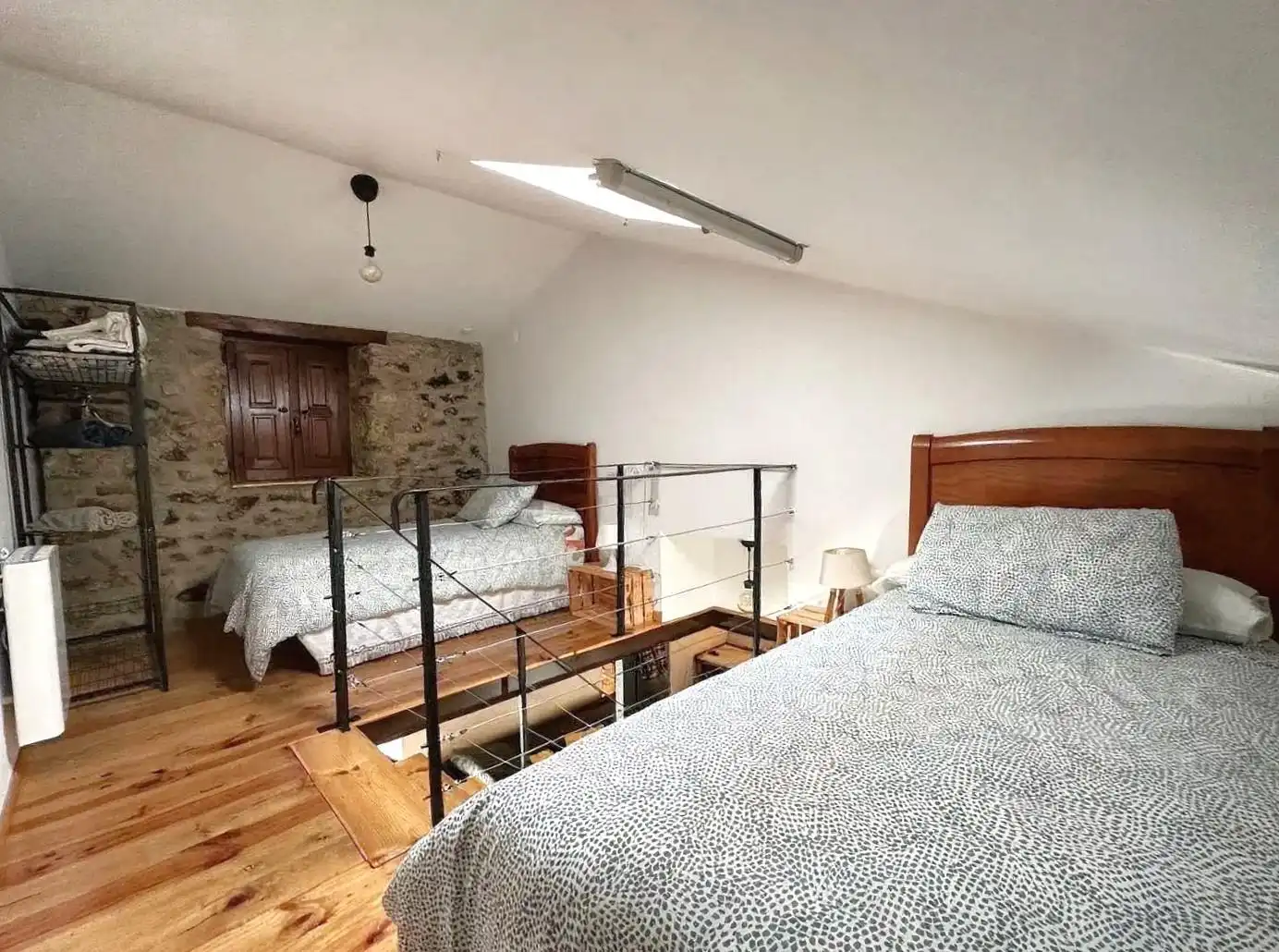 Habitación de Casa adosada de alquiler en Oviedo  con Calefacción, Jardín privado y Terraza