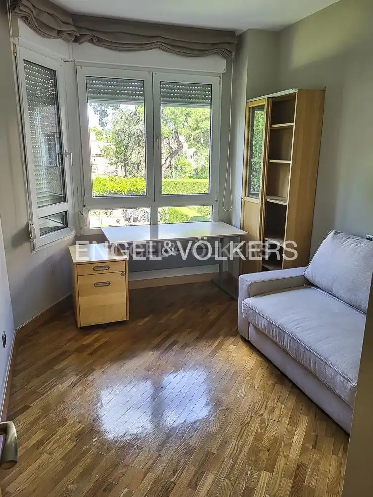 Balcony of Flat for rent in Madrid  with Air Conditioner, Heating and Private garden