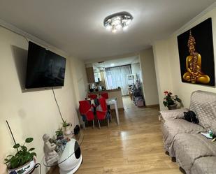 Sala d'estar de Pis en venda en Sedaví amb Aire condicionat, Calefacció i Moblat