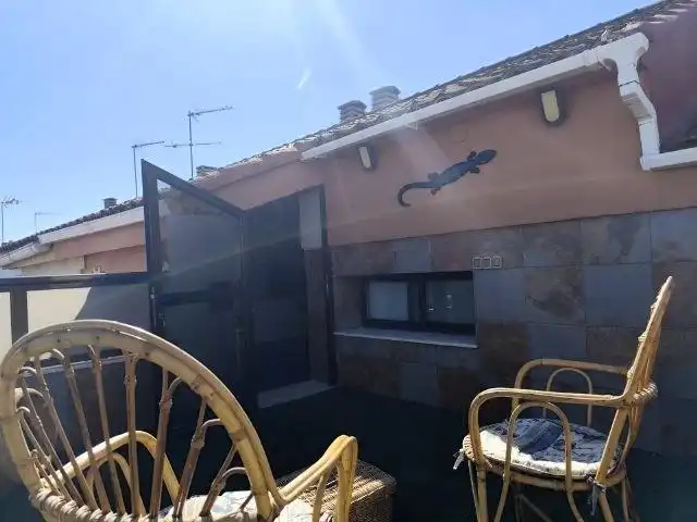 Vista exterior de Casa adosada en venda en Alaquàs amb Aire condicionat, Terrassa i Traster