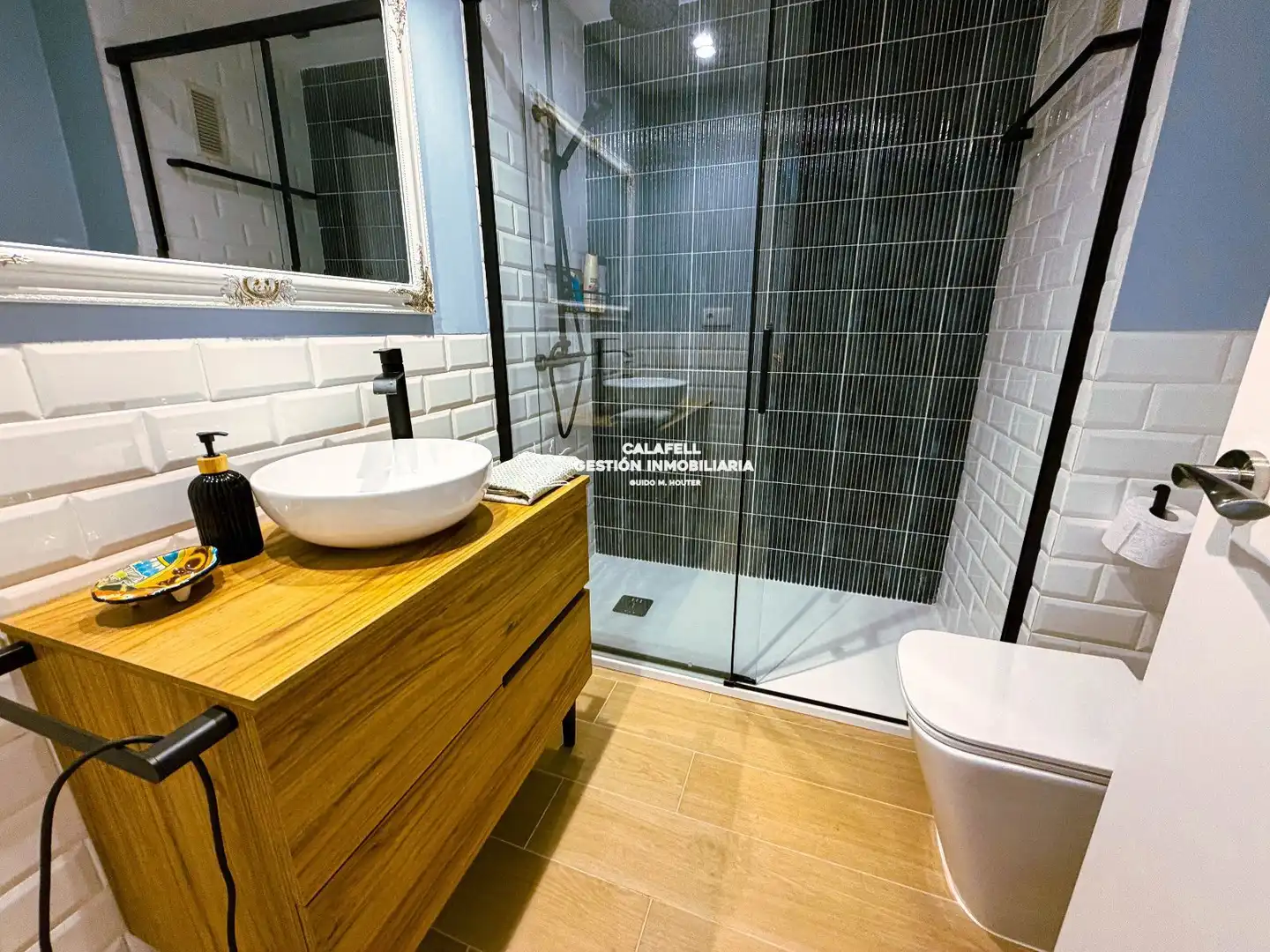 Flat with lift for sale in Maritim Sant Joan de Deu 98, imagen 18