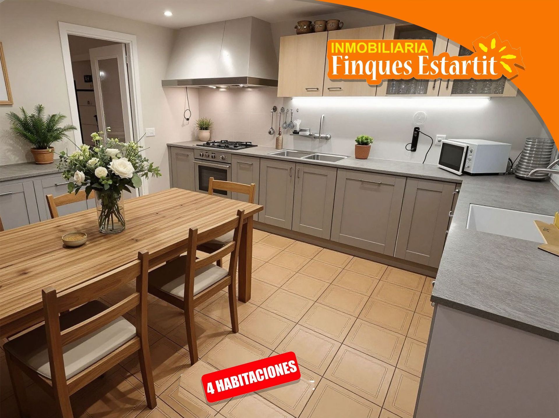 Kitchen of Duplex for sale in L'Estartit  with Heating and Terrace