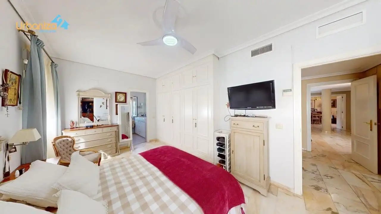 Habitación de Casa o chalet en venta en Badajoz con Aire acondicionado, Calefacción y Jardín privado