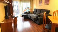 Living room of Flat for sale in Sabadell  with Air Conditioner, Heating and Parquet flooring