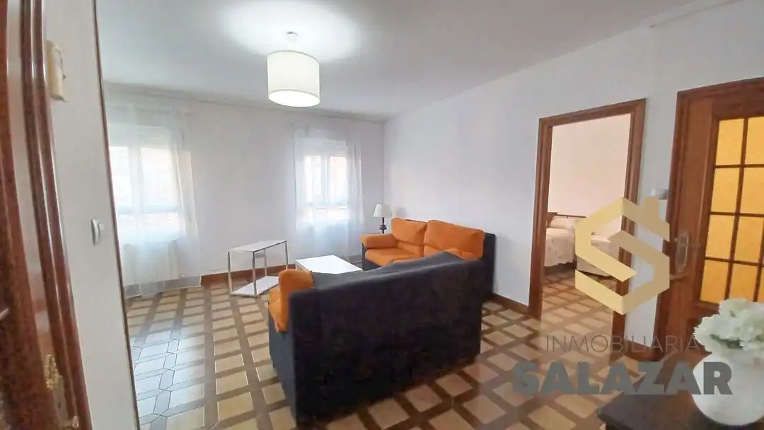 Sala d'estar de Pis de lloguer en Bilbao  amb Calefacció