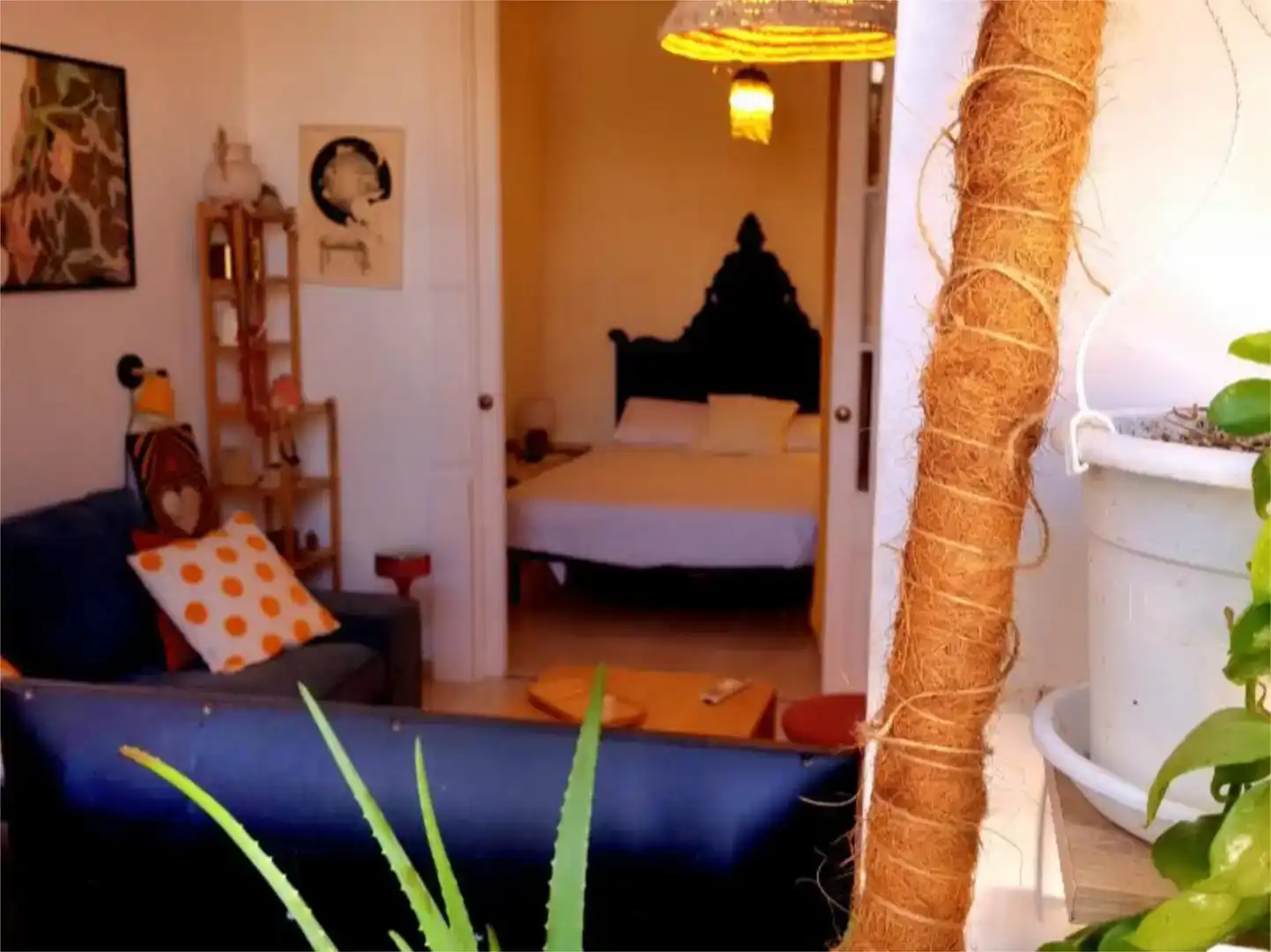 Dormitori de Apartament per a compartir en Barcelona amb Aire condicionat, Jardí privat i Parquet