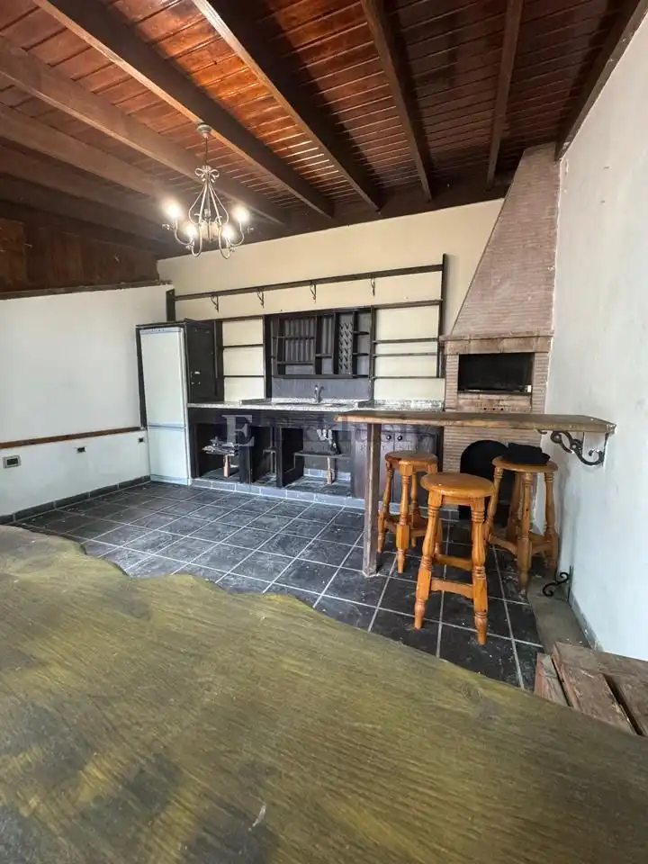 Casa amb piscina en venda a Calle Aceviño, imagen 14