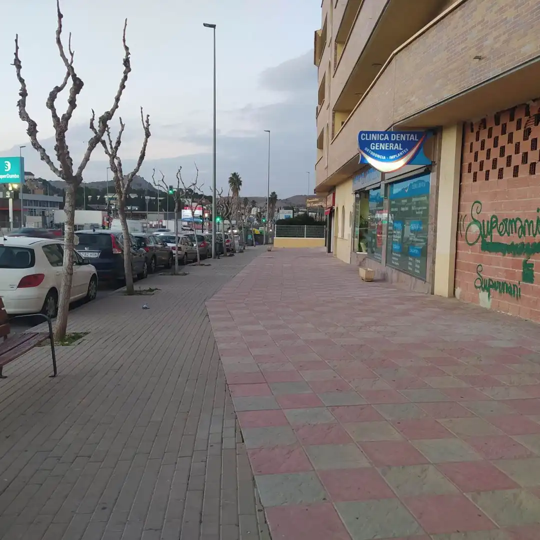 Außenansicht von Büro zur Miete in Murcia mit Klimaanlage und Heizung