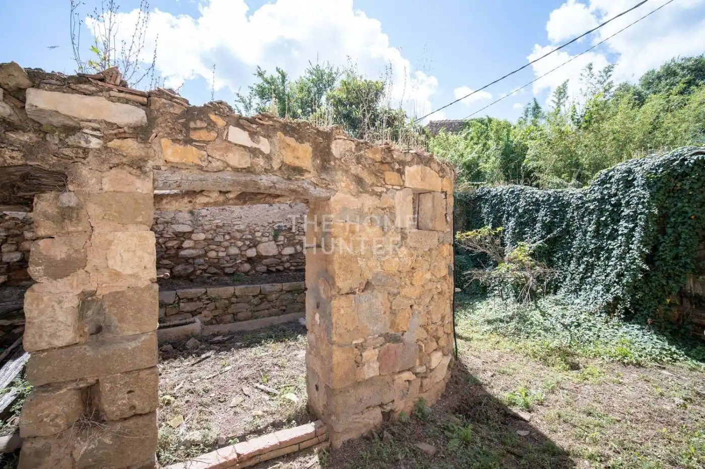 Houses for sale in Juià