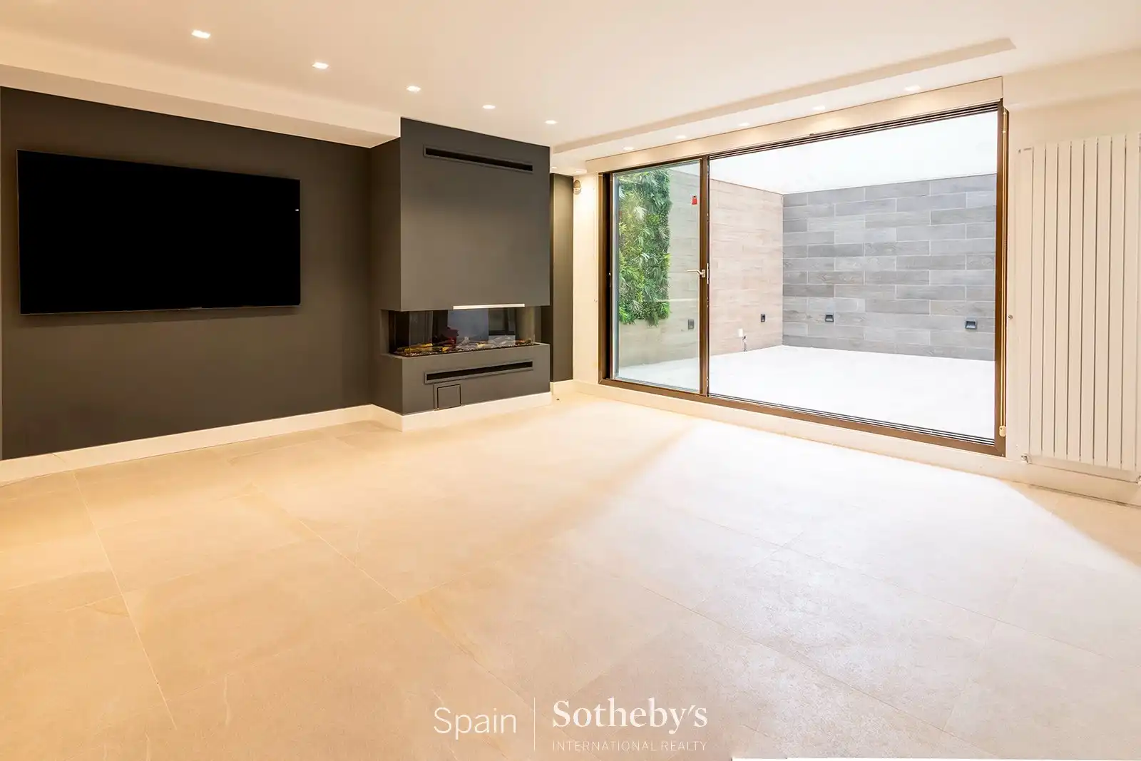 Apartments for rent in  Madrid Capital  with Air Conditioner, Heating and Terrace