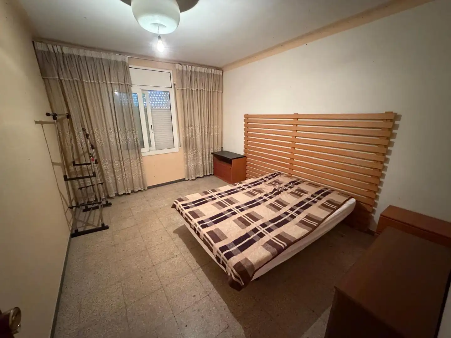 Habitación de Piso en venta en Salt con Calefacción, Terraza y Balcón