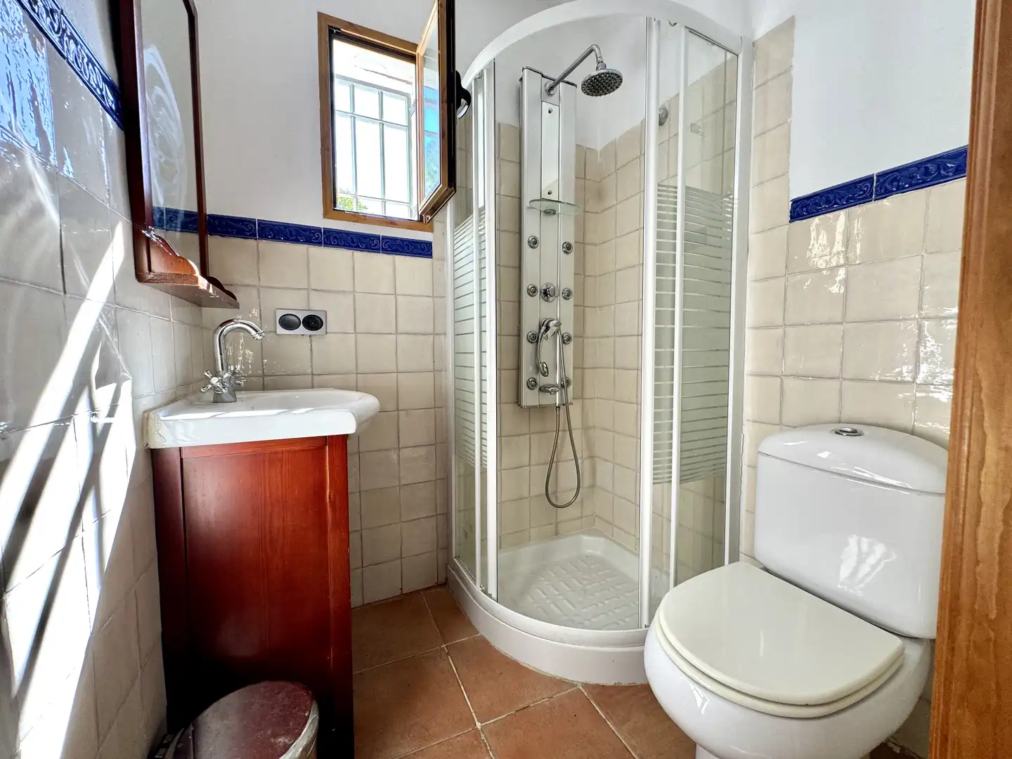 Baño de Terreno en venta en Alpujarra de la Sierra