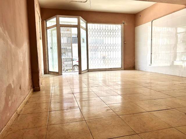 Local comercial en Venta en Carrer de Xúquer en Xúquer