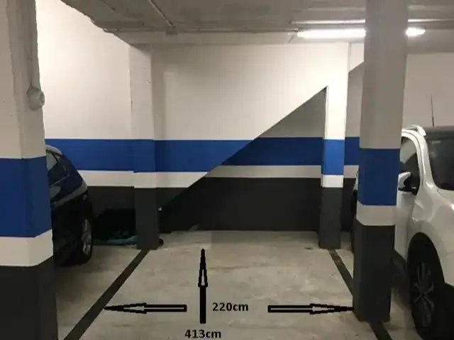 Einzelparkplatz zum Verkauf in rafael casanova 10
