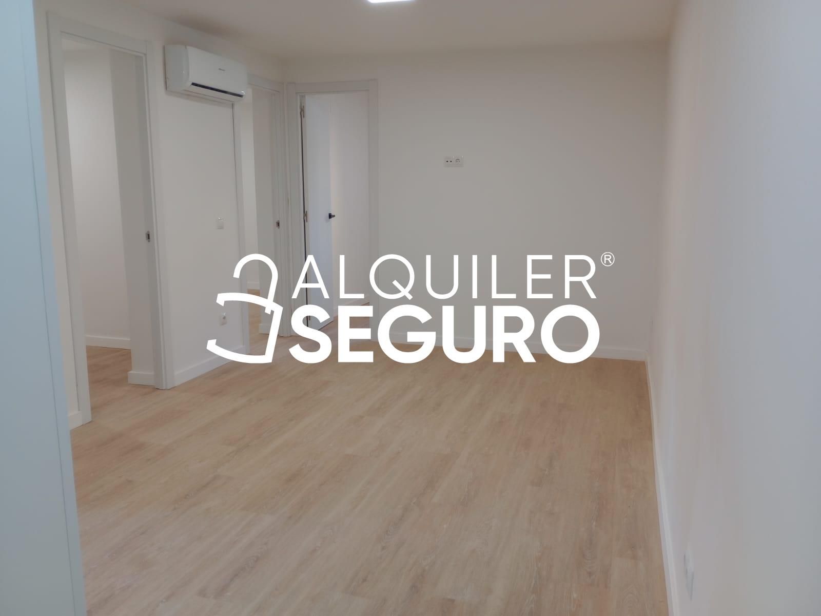 Habitación de Piso de alquiler en  Madrid Capital con Aire acondicionado