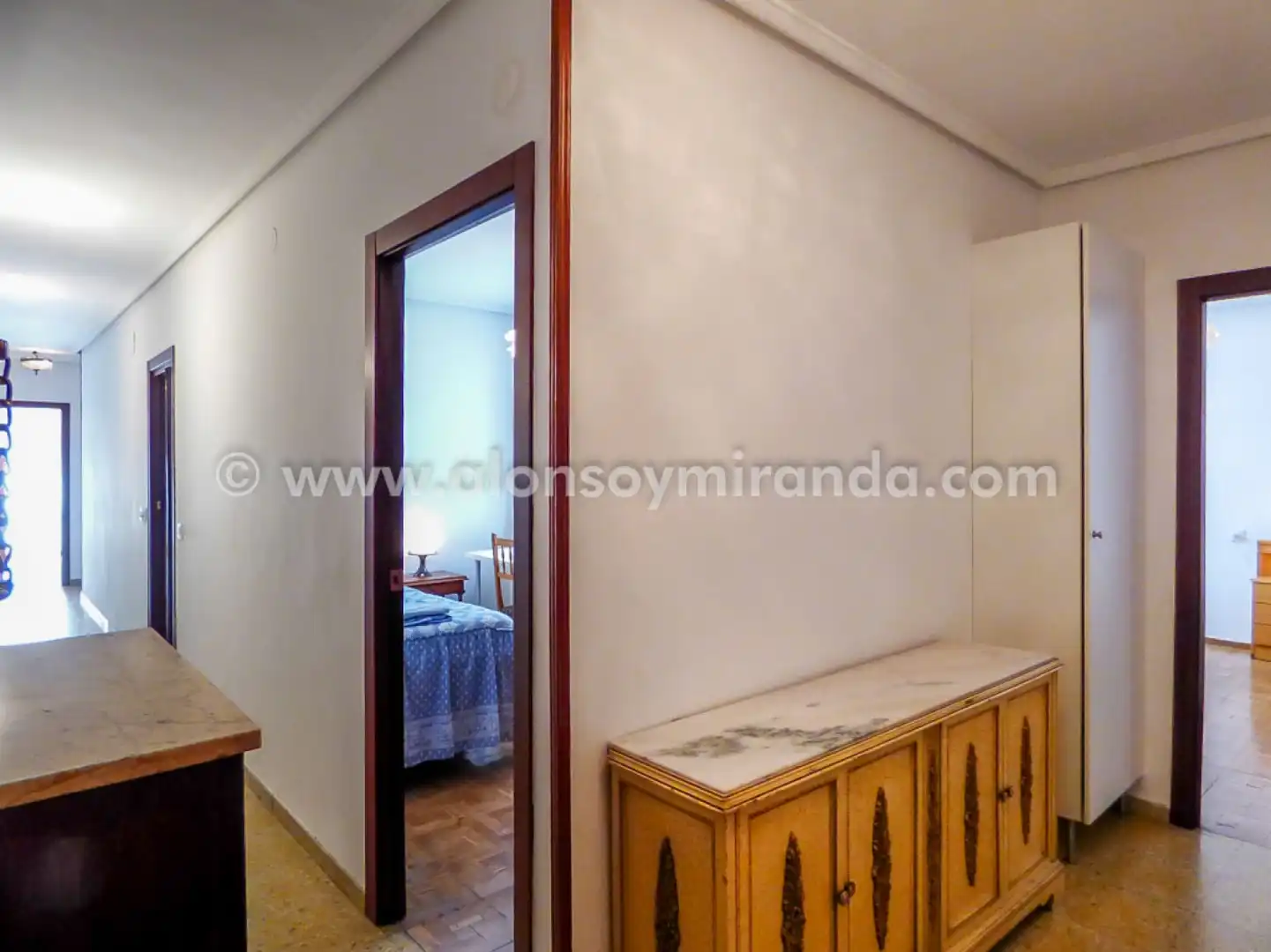 Wohnung zur Miete in Oviedo  mit Heizung, Parkett und Möbliert