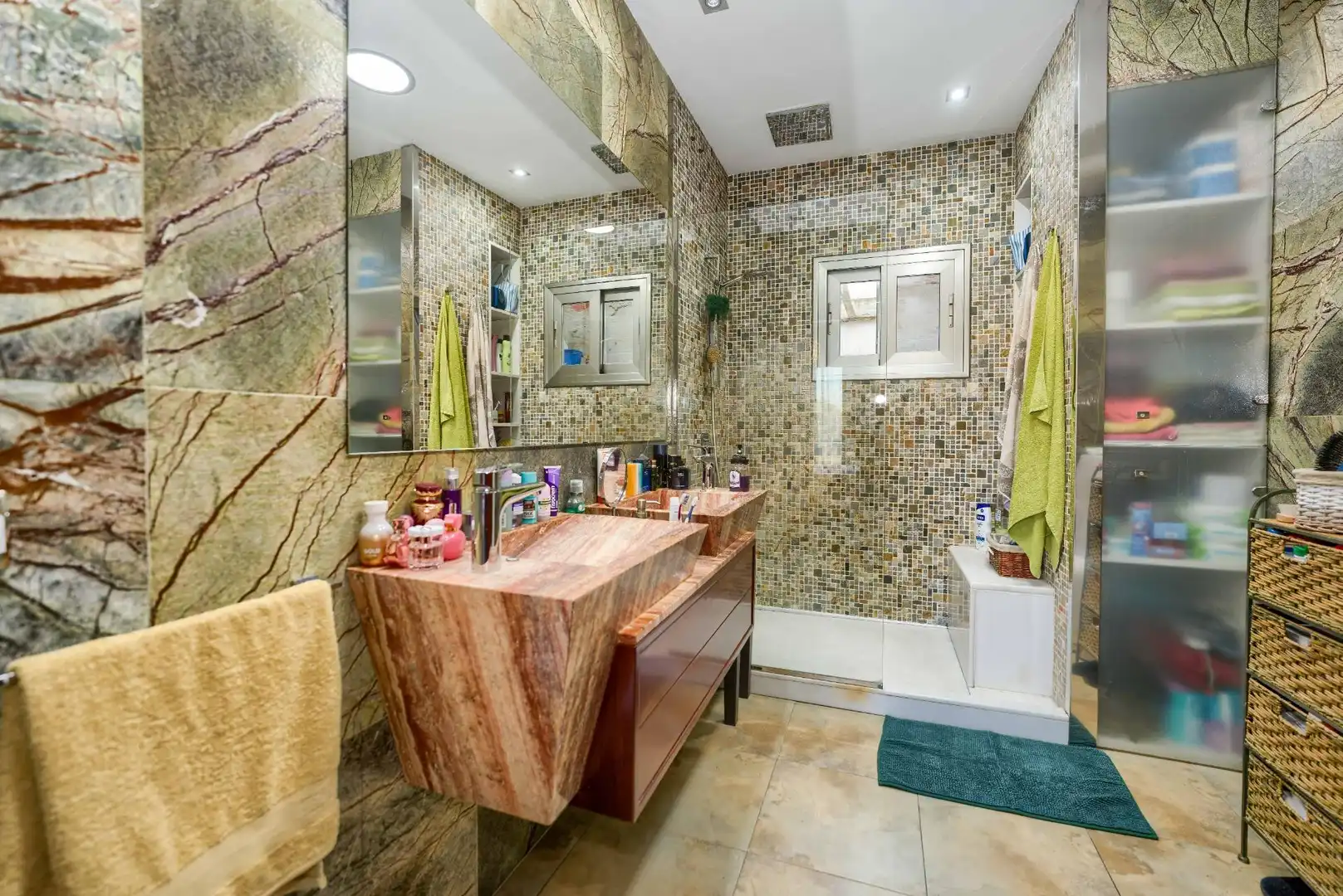 Baño de Casa o chalet en venta en Bormujos con Aire acondicionado, Terraza y Trastero