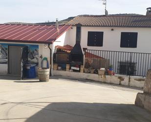 Außenansicht von Country house zum verkauf in Rublacedo de Abajo mit Terrasse
