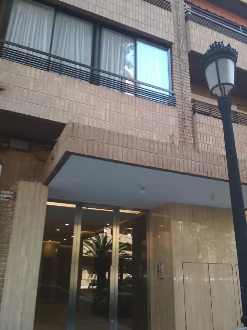 Vista exterior de Pis de lloguer en Valencia amb Aire condicionat, Parquet i Terrassa