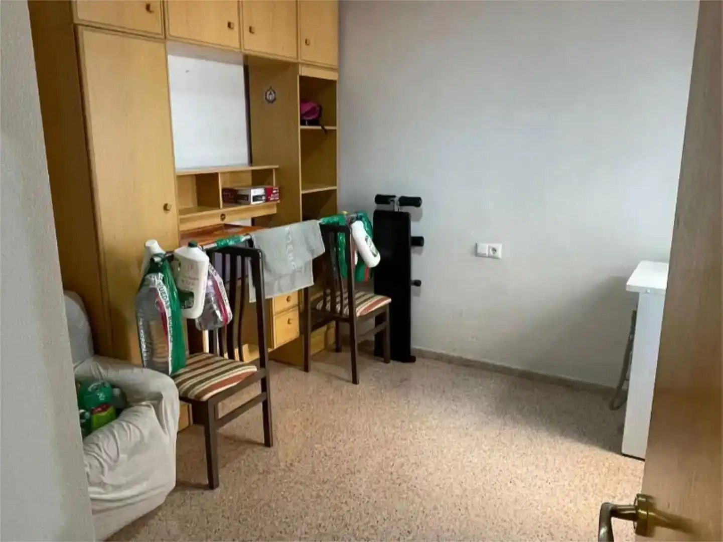 Piso en venta en Villena con Trastero y Amueblado
