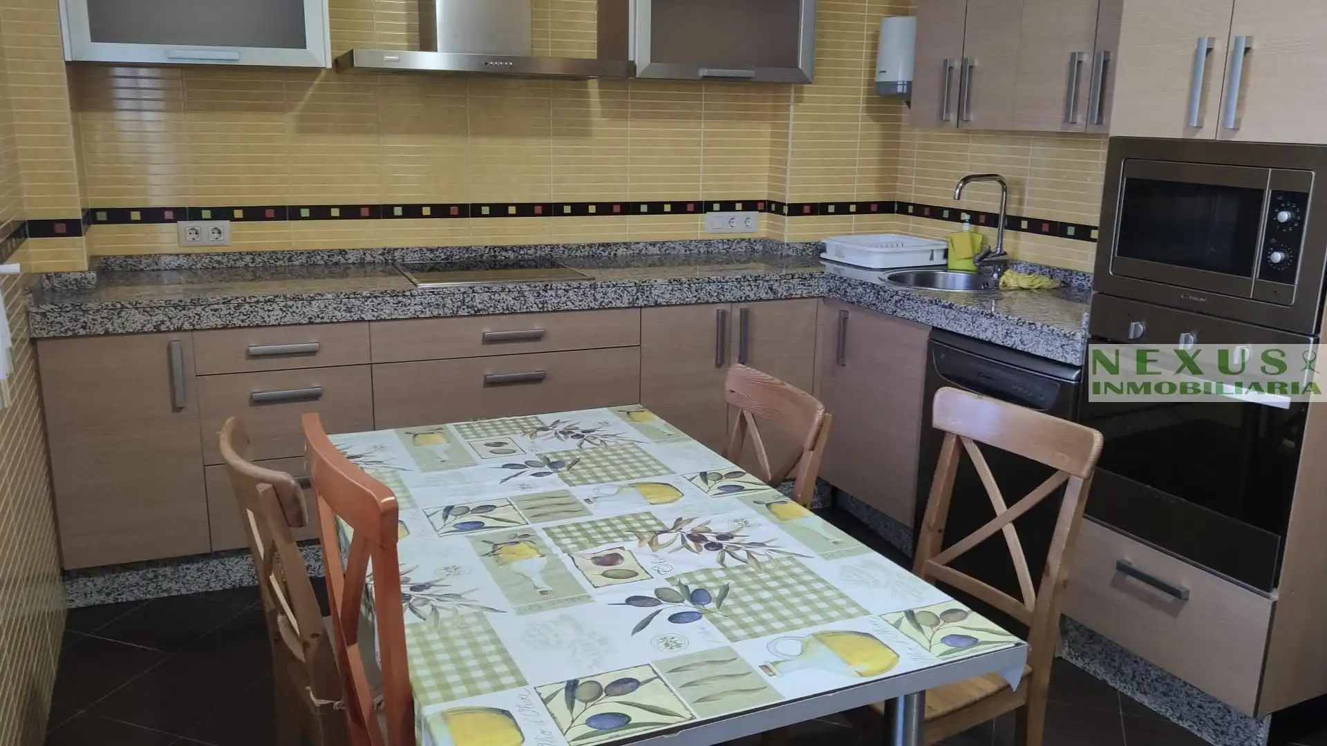 Kitchen of Detached homes for rent in Cáceres  with Air Conditioner, Heating and Terrace