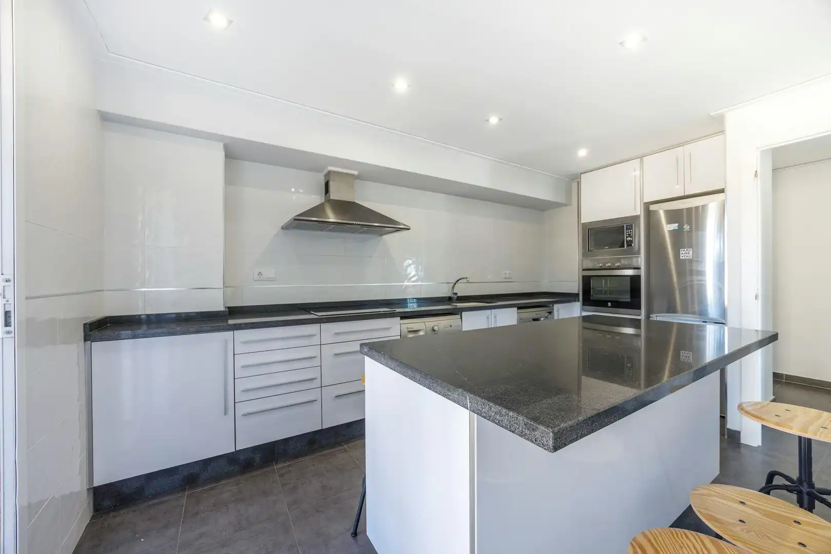 Cocina de Piso para compartir en Valencia con Lavadora