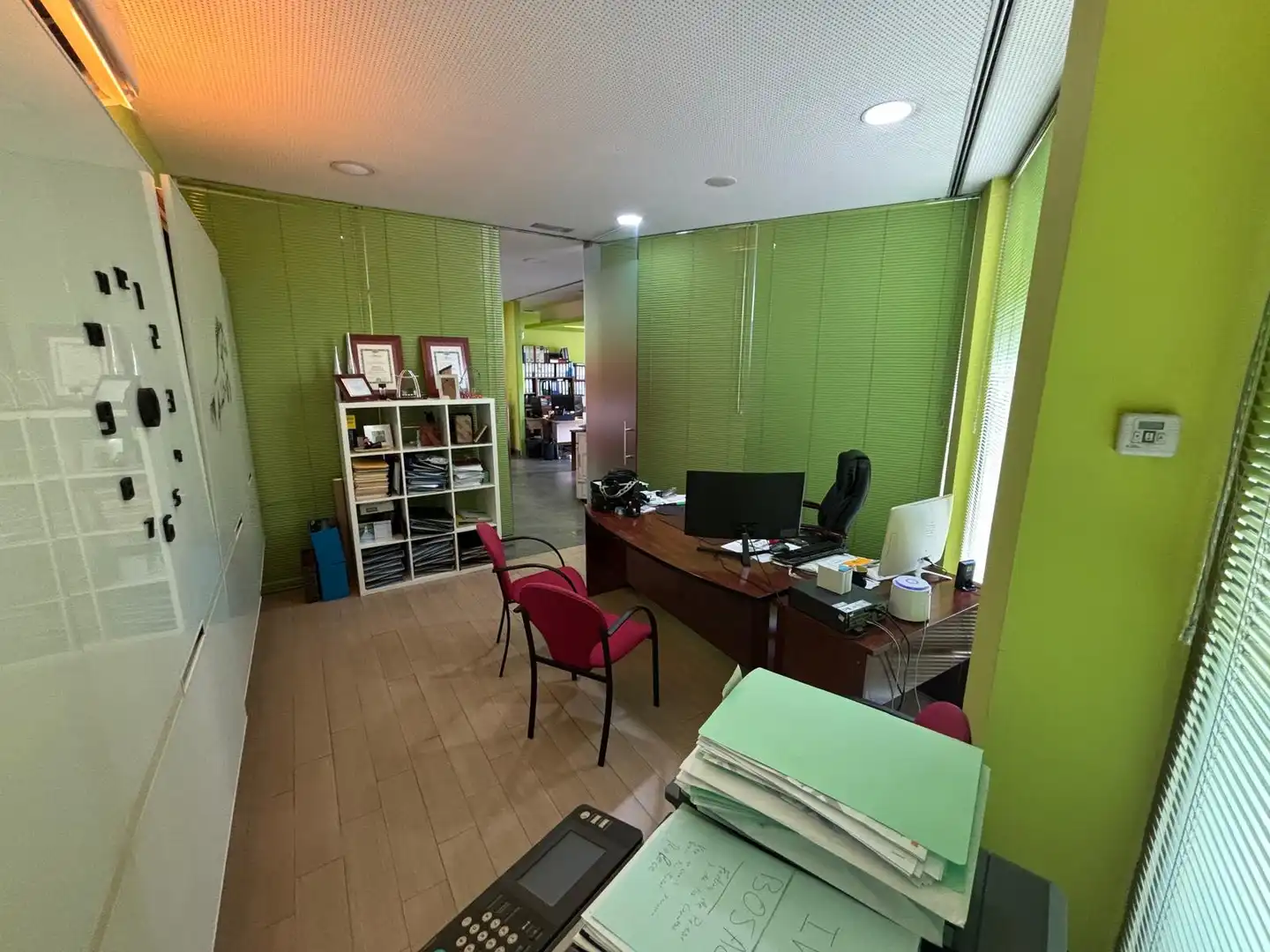 Commercial properties for sale in Sevilla  with Air Conditioner